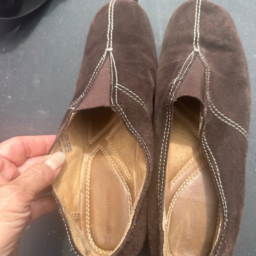 Naturalizer Brown Suede Slip-On Shoes
